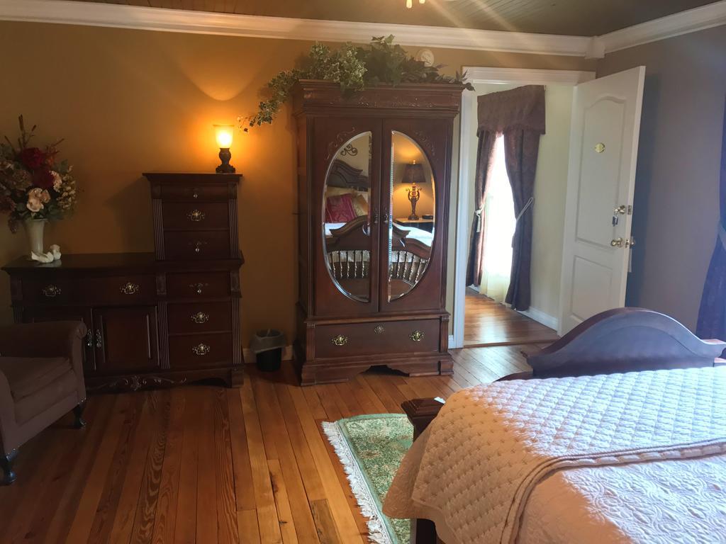Loretto Hill House Bed And Breakfast מראה חיצוני תמונה