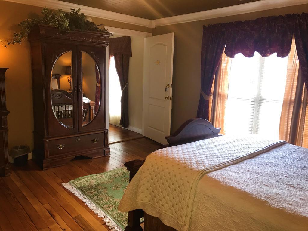 Loretto Hill House Bed And Breakfast מראה חיצוני תמונה
