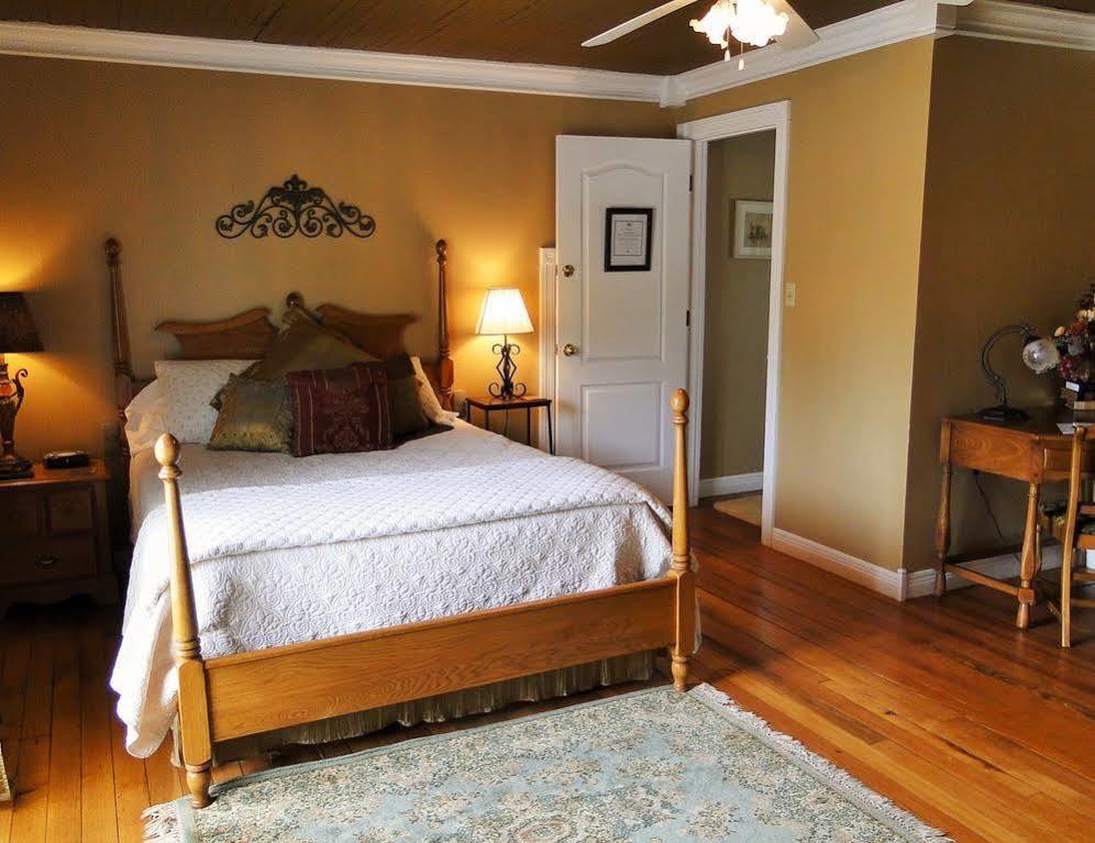 Loretto Hill House Bed And Breakfast מראה חיצוני תמונה